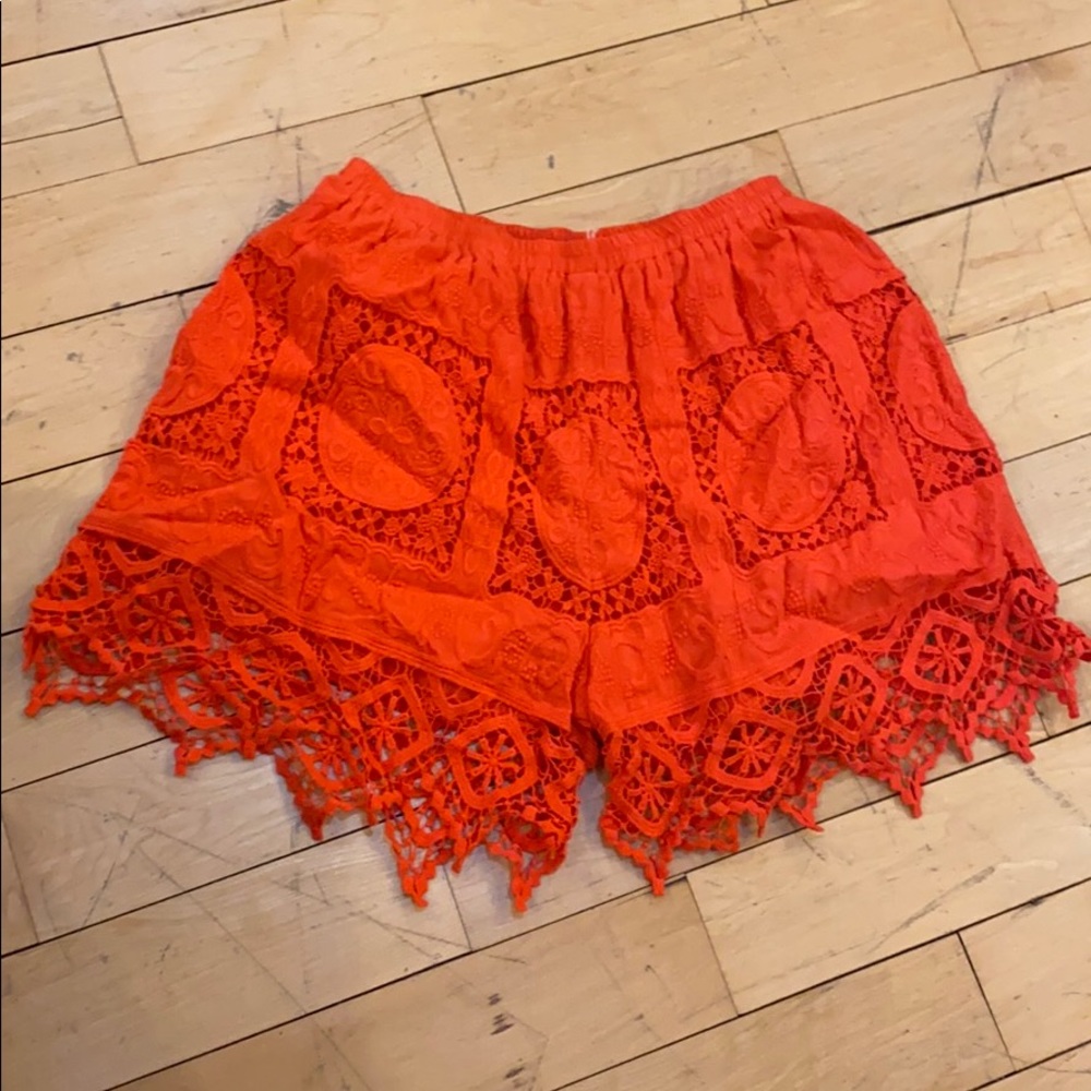 v.de.vinster. Lace Shorts Sz M